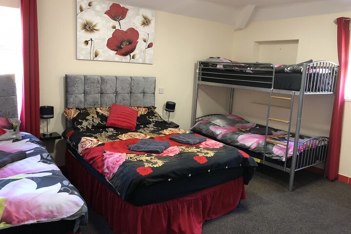 Room 28 of 31