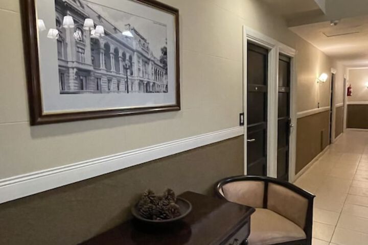 Room 41 of 90