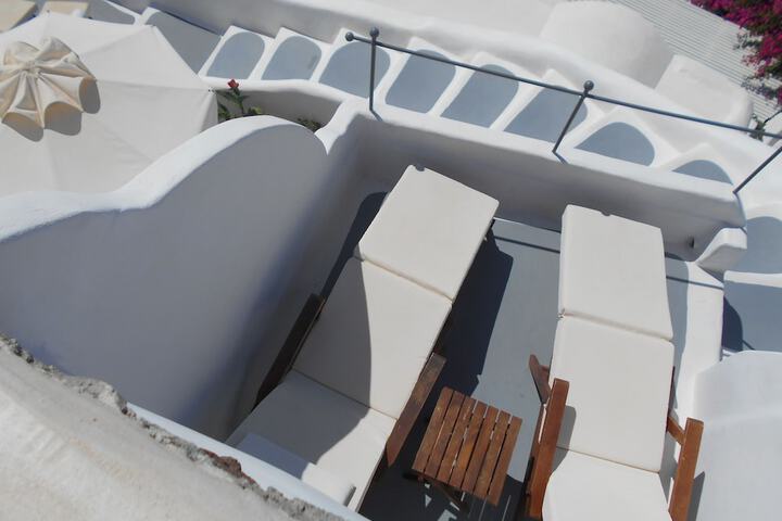 Sundeck 56 of 70