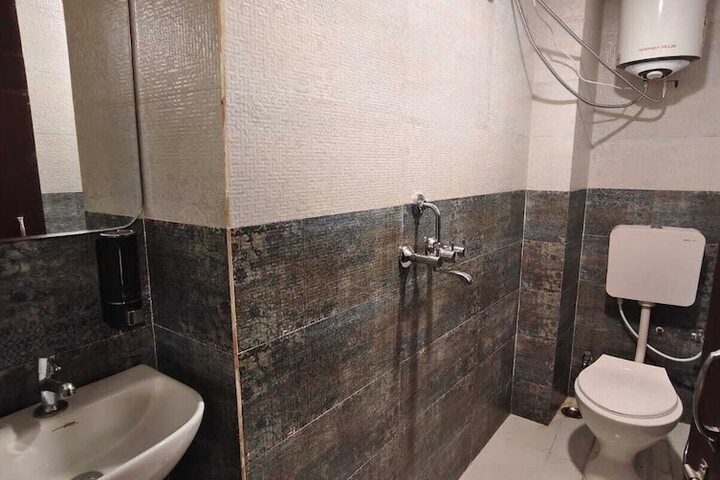 Room 70 of 88