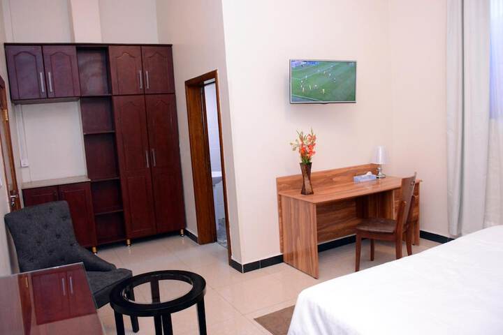 Room 7 of 39