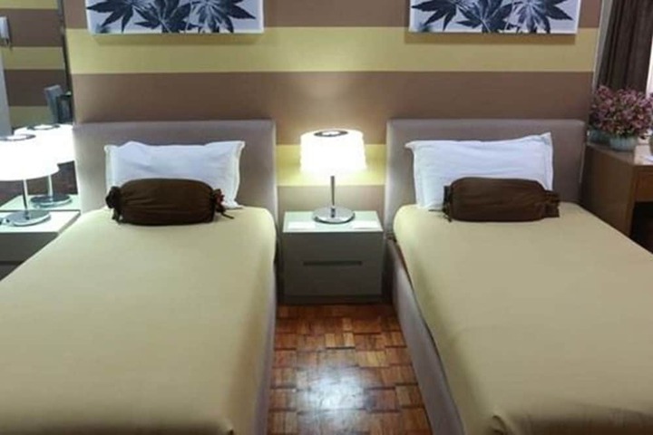 Room 14 of 44