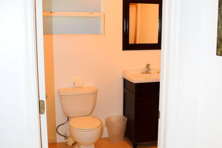 Room 46 of 74