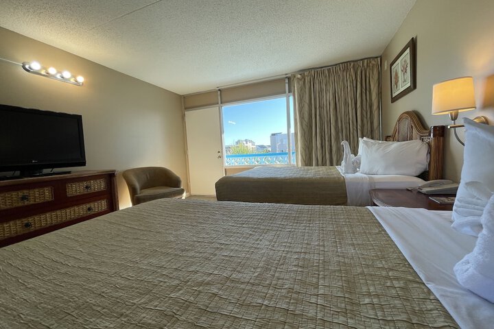 Standard 2 Double Beds Resort View Kitchen (2 of 13)