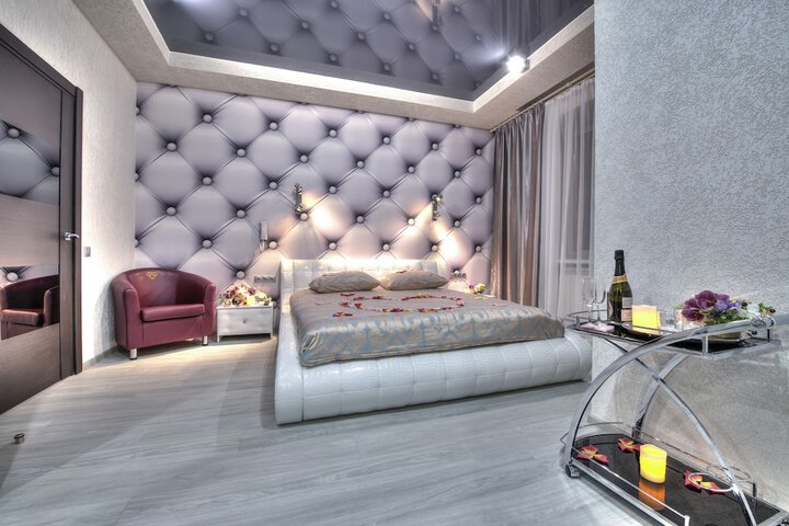 Room 6 of 26