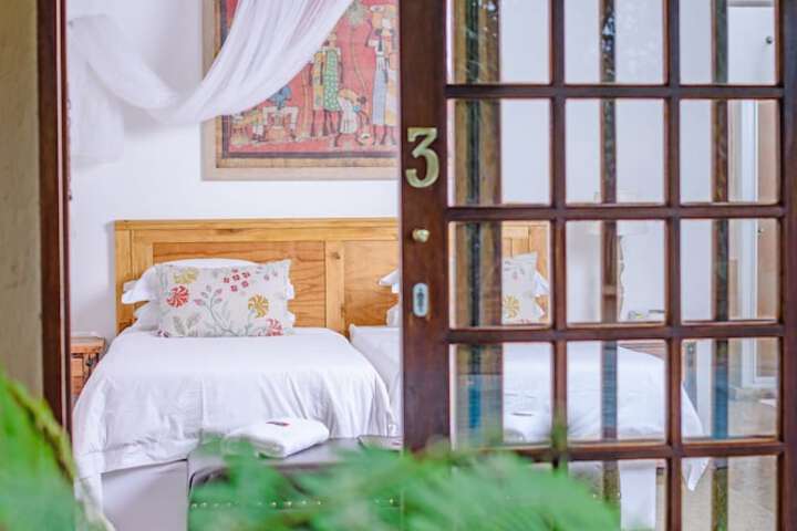 Room 26 of 99