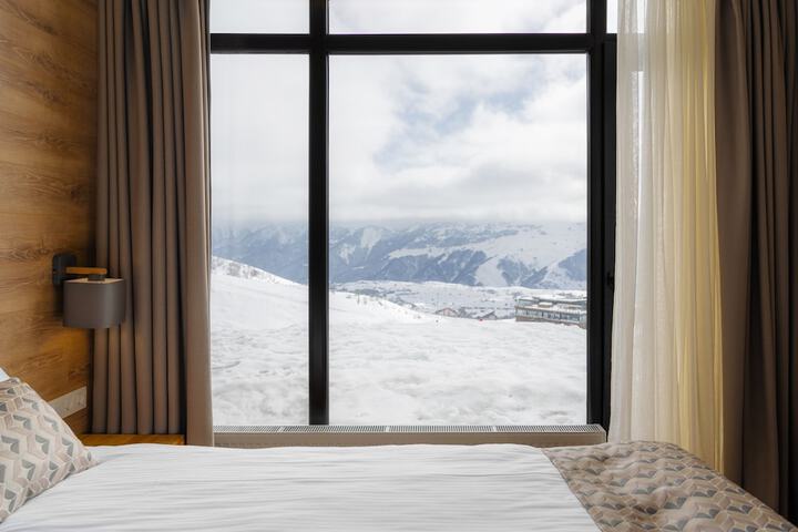 Room 27 of 54
