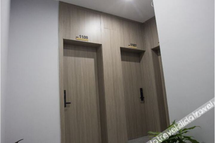 Hotel Interior 10 of 33