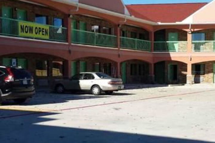 Hotel 53 of 65