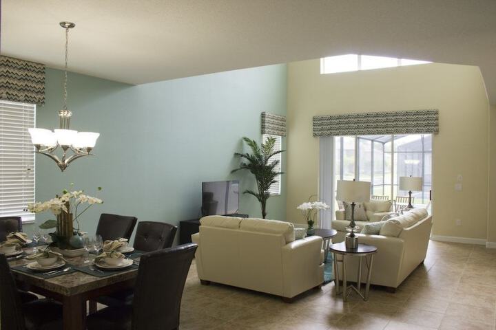 Hotel Interior 3 of 36