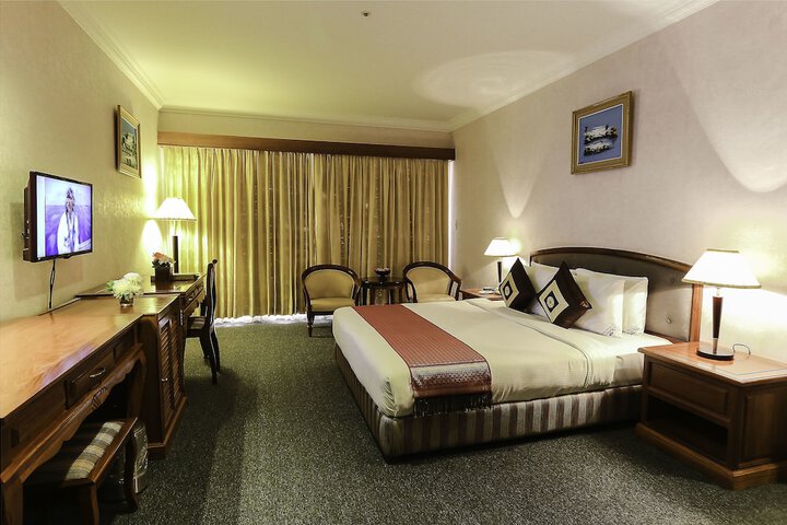 Room 20 of 65