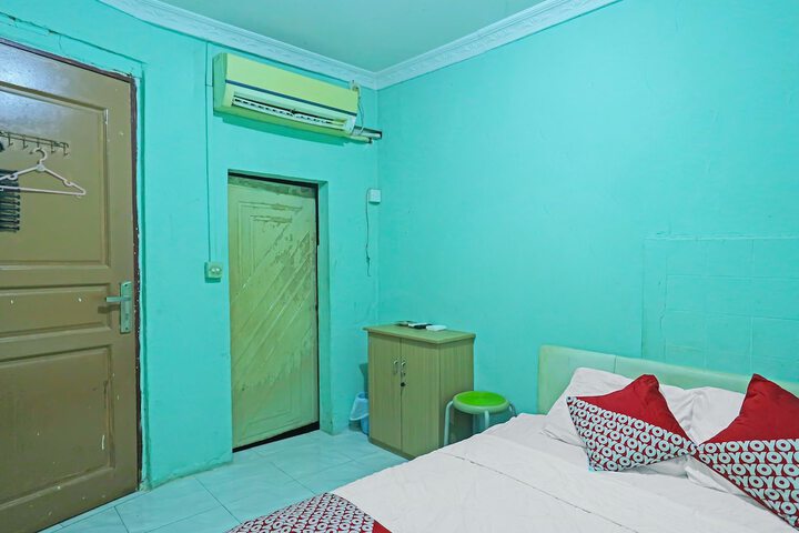Room 14 of 23