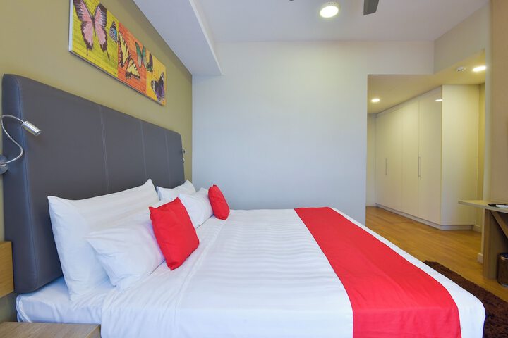 Room 28 of 138