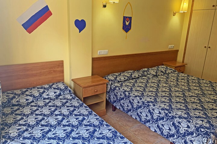 Room 10 of 36