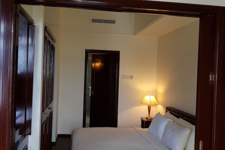 Room 7 of 47