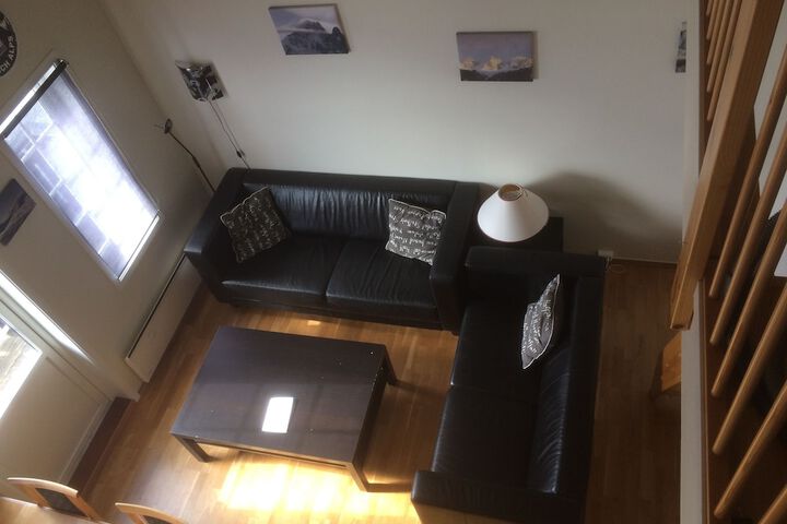 Room 7 of 32