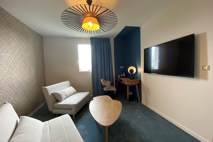 Room 5 of 52