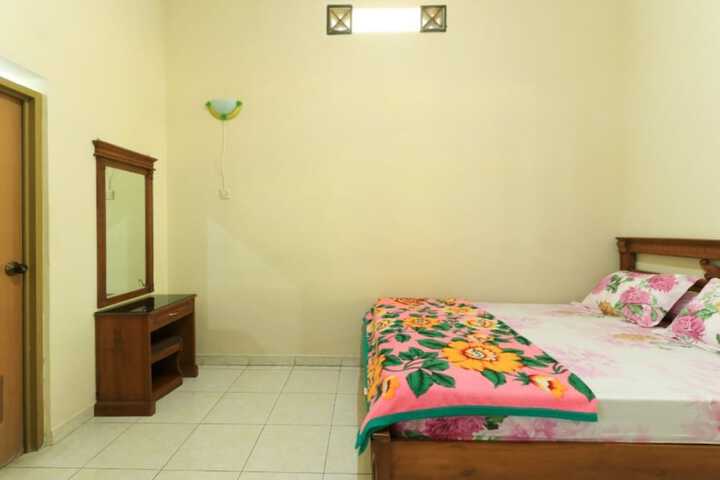 Room 22 of 65