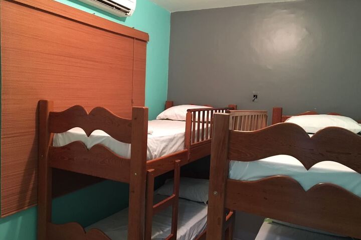 Room 8 of 8