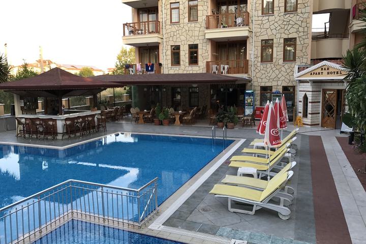 Hotel Pool