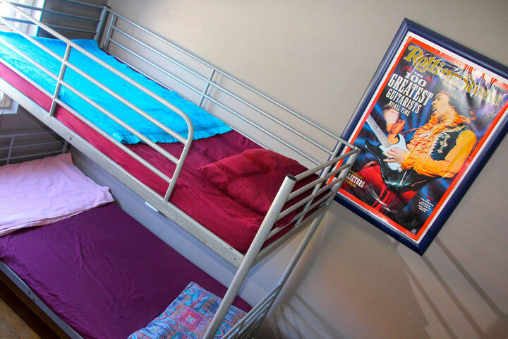 Room 16 of 19