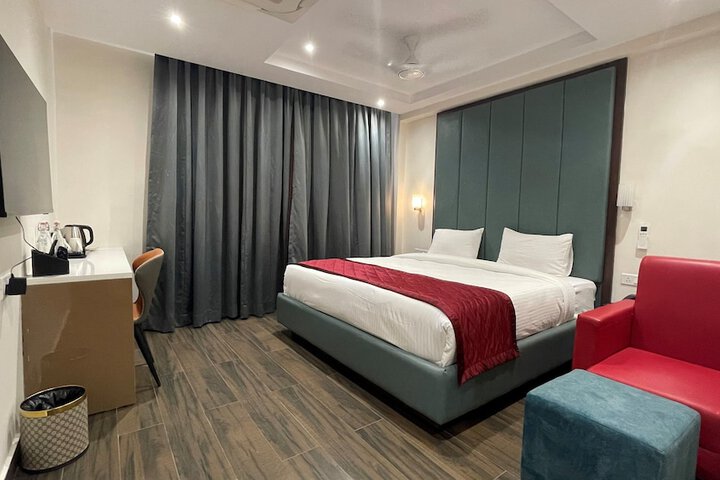 Room 29 of 67