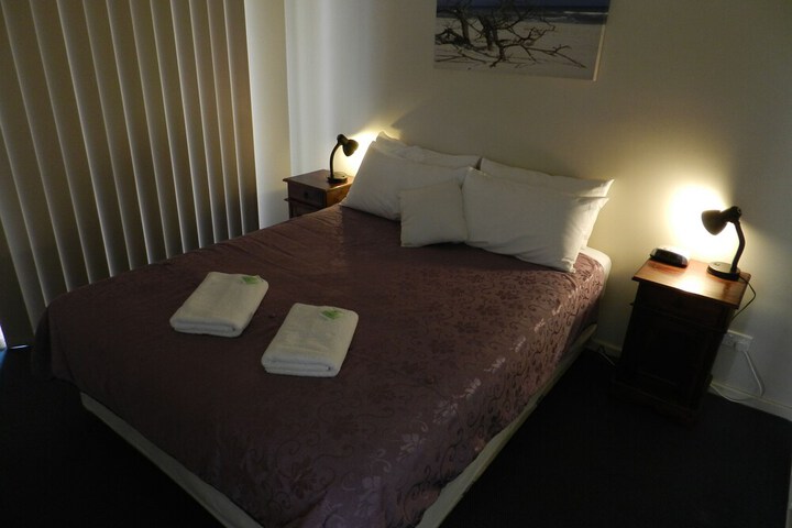 Room 6 of 43