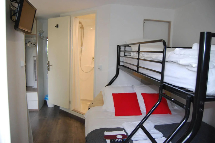 guest_rooms