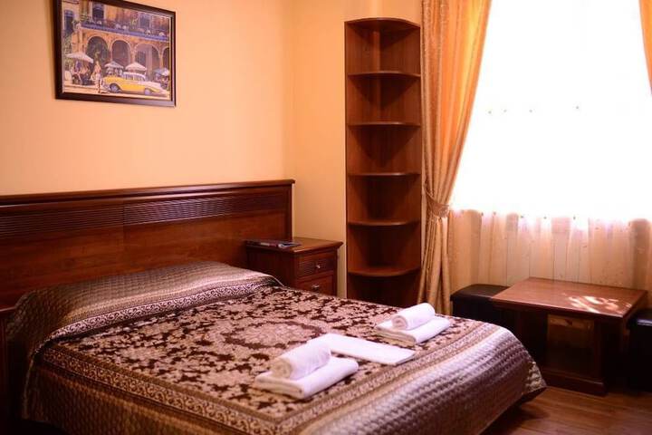 Room 15 of 89