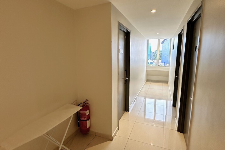 Room 20 of 33