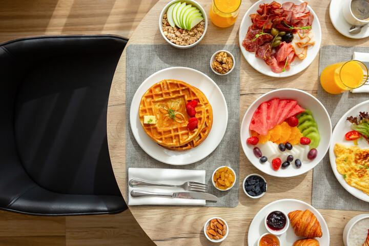 Breakfast/Coffee Service 83 of 141