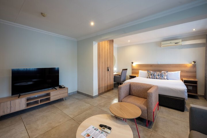 Room 53 of 129