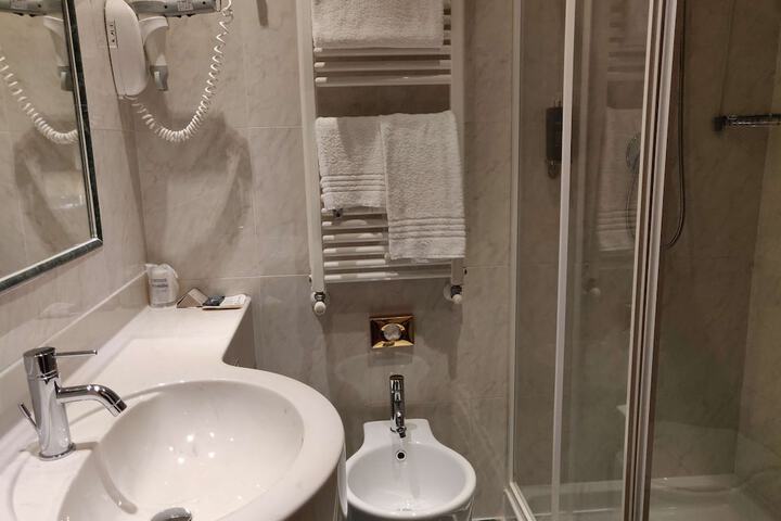 Bathroom Interior Photo