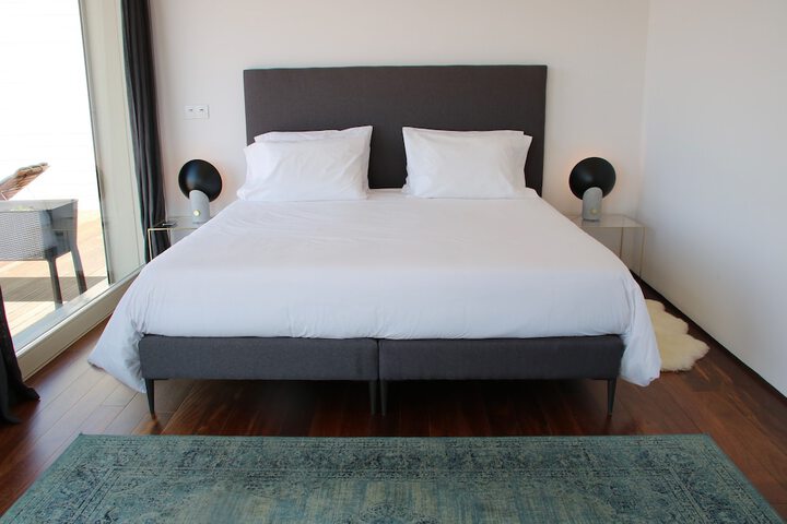 Room 43 of 90