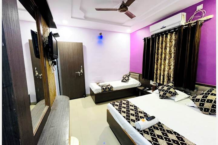 Room 7 of 21