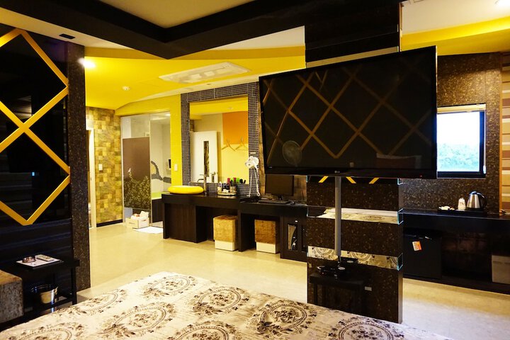 Room 21 of 54