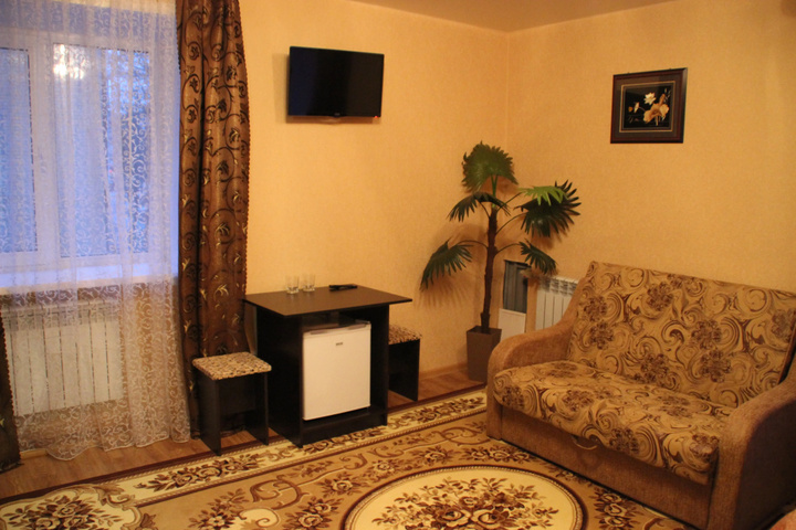 Room 6 of 7