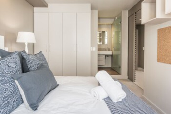 Room 12 of 22