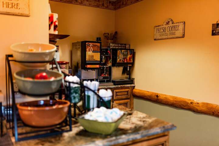 Breakfast/Coffee Service 88 of 107