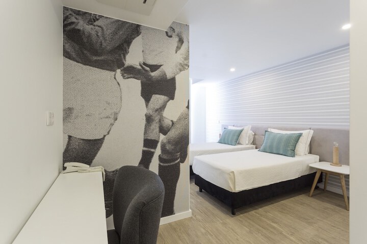 Room 41 of 77