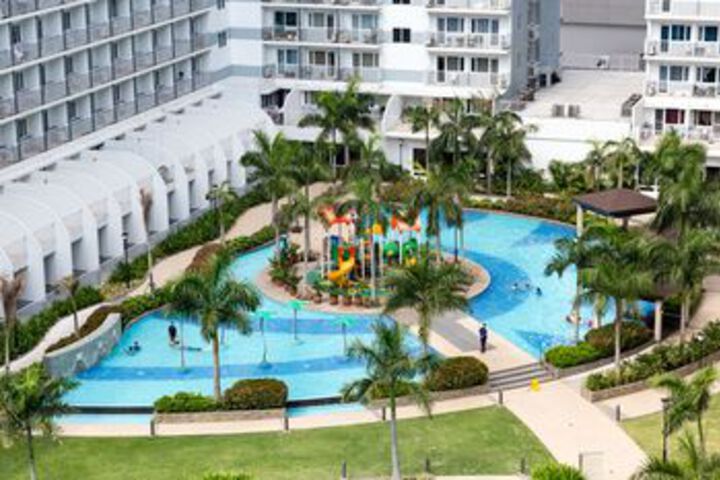 Pool 55 of 68