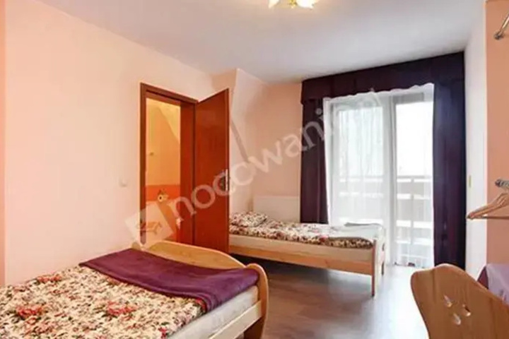 Room 3 of 13