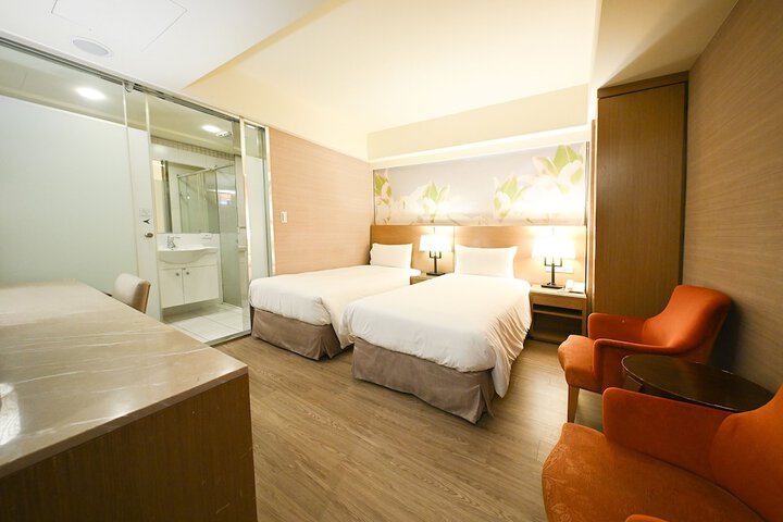 Room 37 of 120