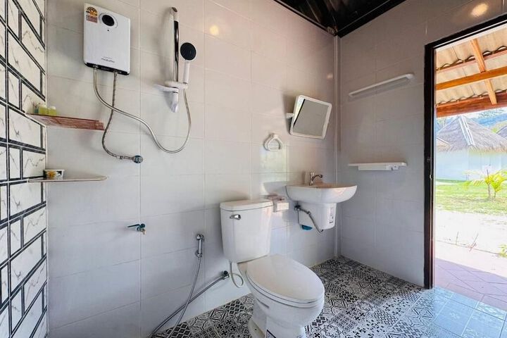 Room 9 of 20