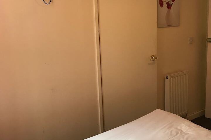 Room 22 of 45