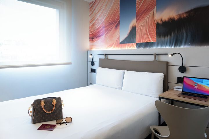 Room 20 of 58