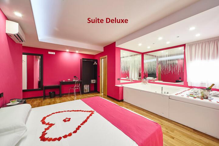 Room 2 of 18