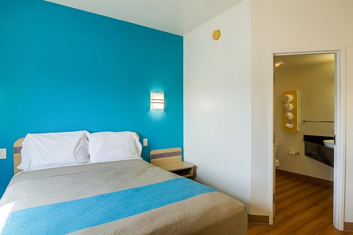 Room 28 of 56
