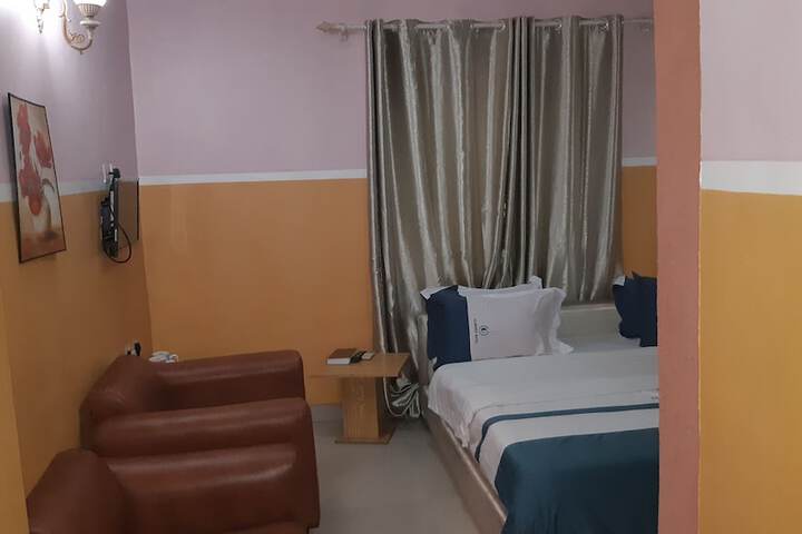 Room 15 of 20
