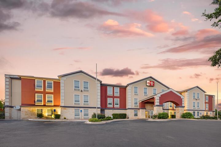 Hotel 56 of 56